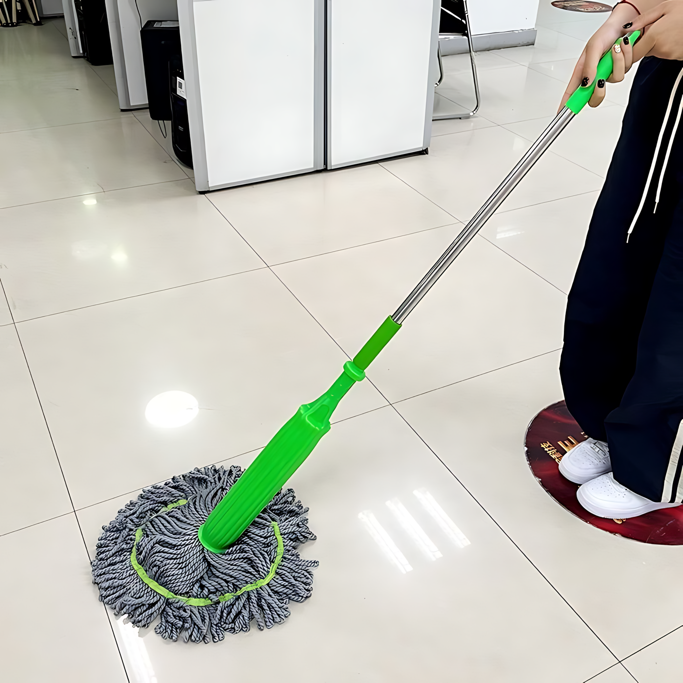 Self-twisting Water Rotating Mop - Hommzy 